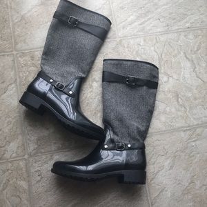 Light-weight Cape Robbin Rain/snow booth